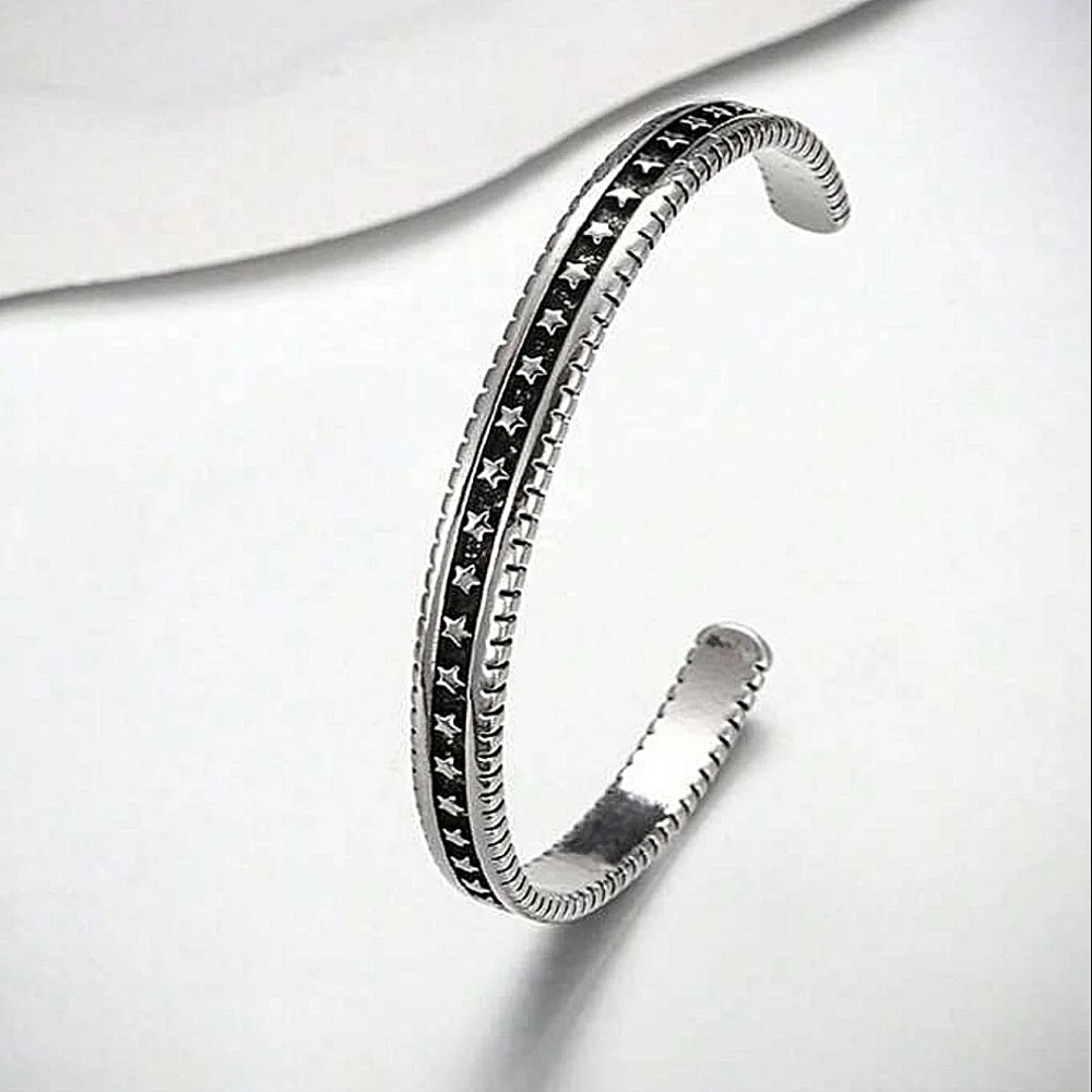 NEW Unisex Engraved Black & Silver Star Cuff Bracelet, Adjustable‎